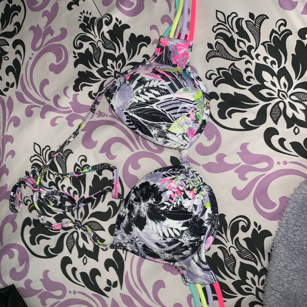 Victoria secret bikini top